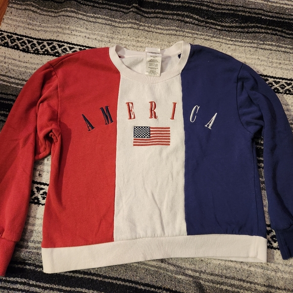 Womens America color block crewneck, size small - Picture 3 of 11